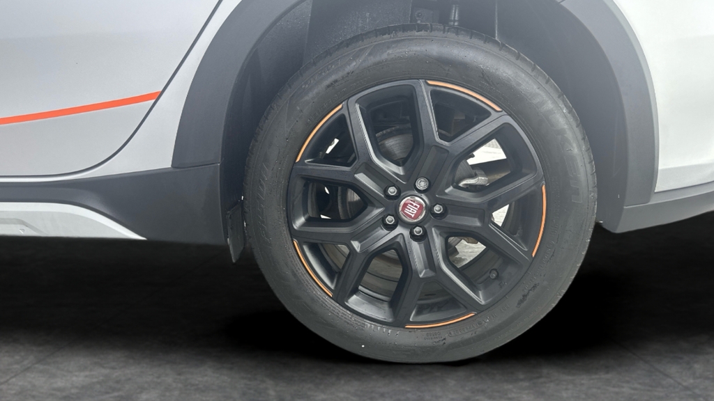 Fiat Tipo Cross Grey #10