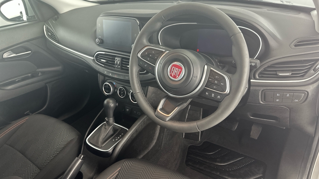 Fiat Tipo Cross Grey #13
