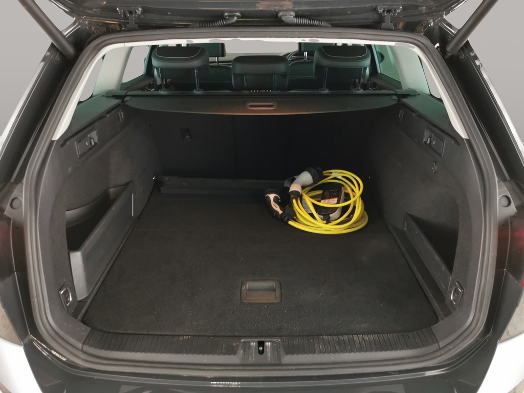 Volkswagen Passat R-line Grey #20