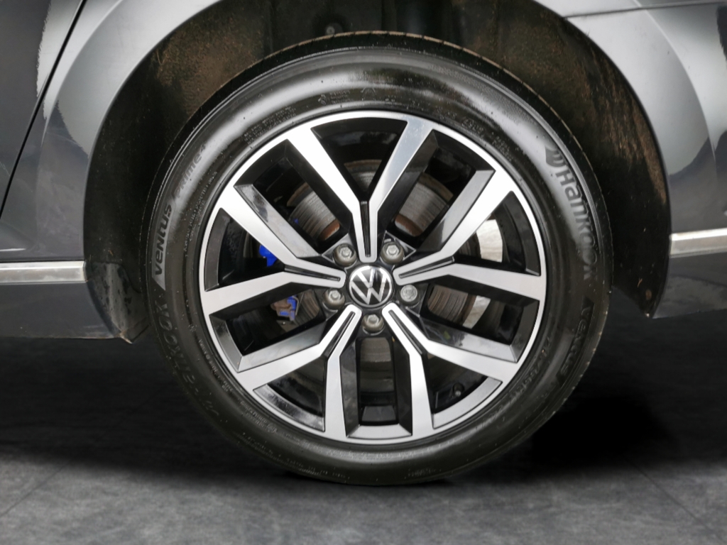 Volkswagen Passat R-line Grey #9