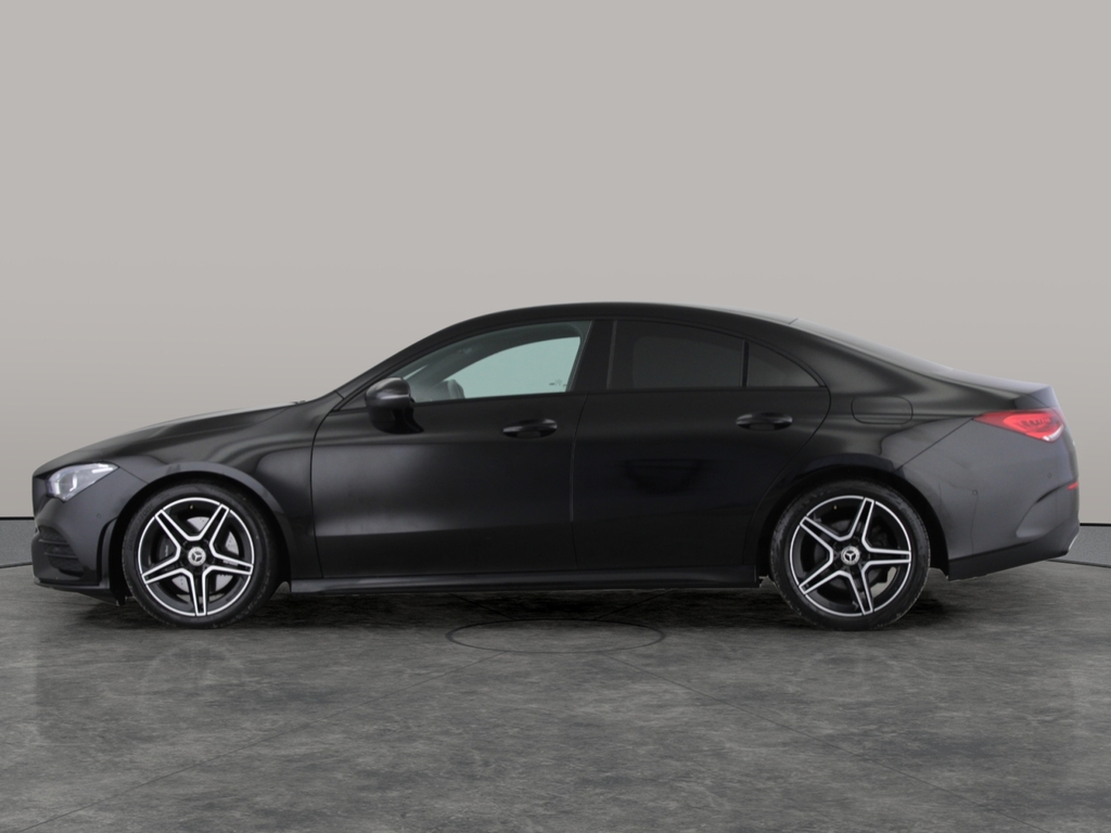 Mercedes-Benz CLA Class Cla 220D Amg Line Premium Plus Tip White #8