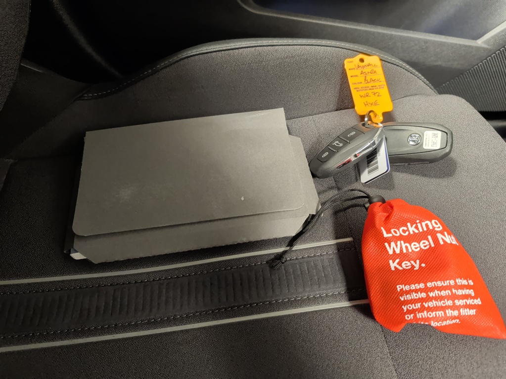 Vauxhall Astra Hatchback Silver #21