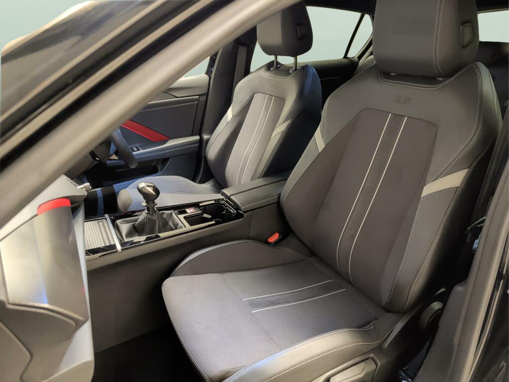 Vauxhall Astra Hatchback Silver #23