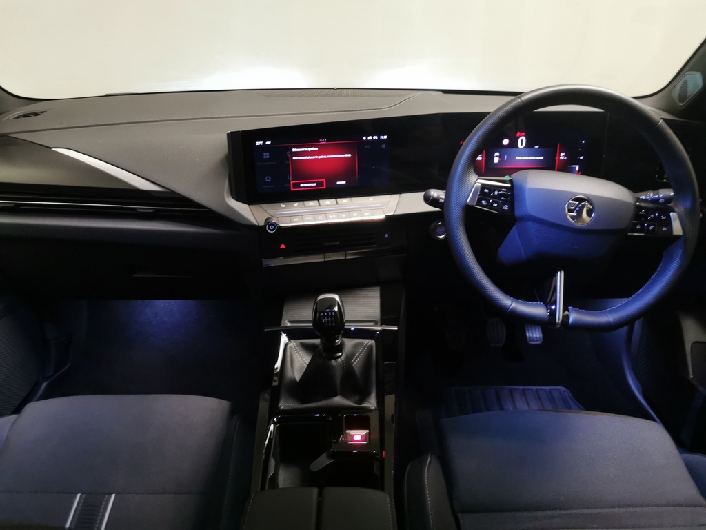 Vauxhall Astra 54Kwh Gs Hatchback 156 Ps Blue #6