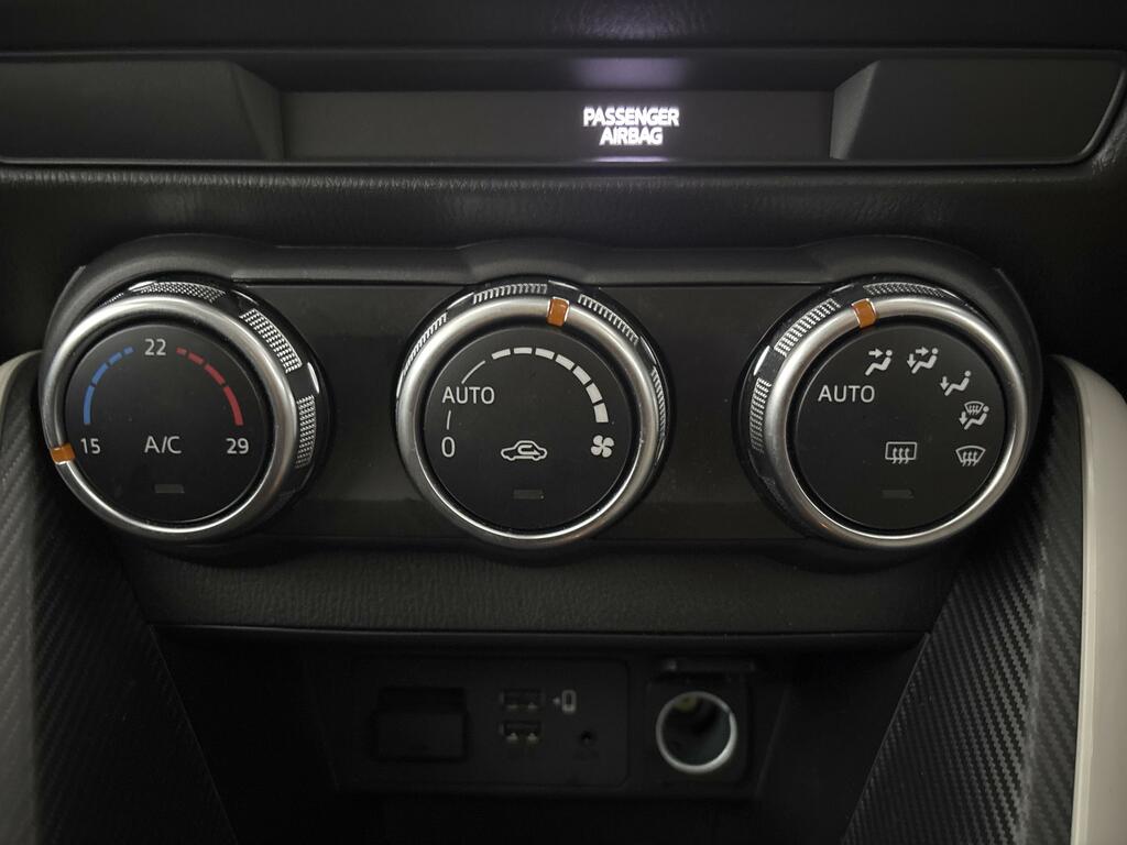 Mazda 2 Hatchback Black #29