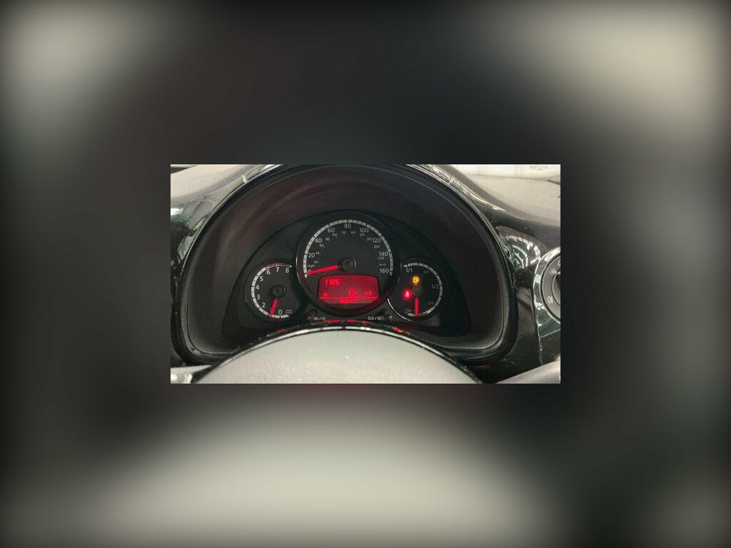 Volkswagen Beetle Convertible 2.0 Tdi Bluemotion Tech Sport Cabriole Black #4