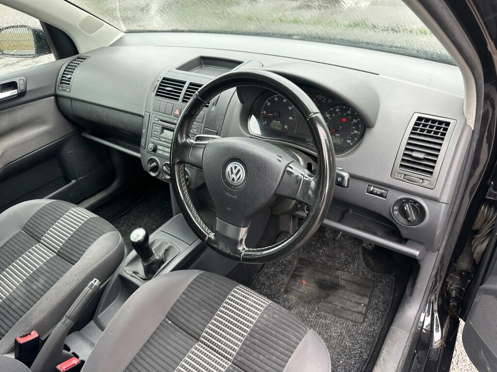 Volkswagen Polo 1.2 E Blue #11