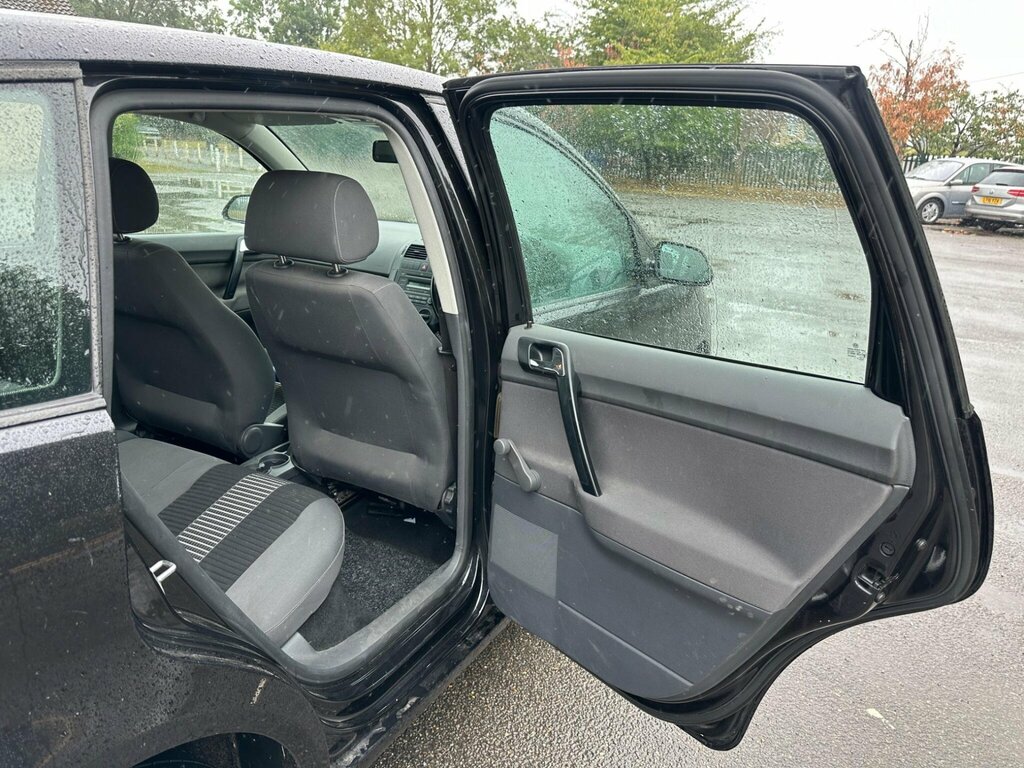 Volkswagen Polo 1.2 E Blue #25