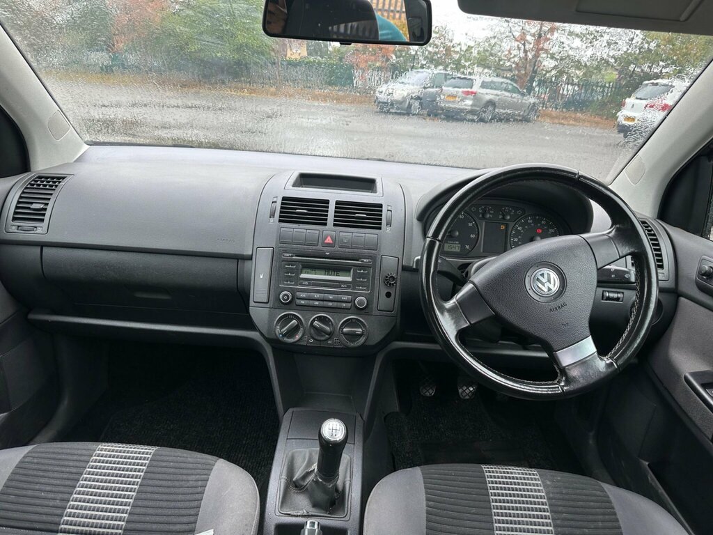 Volkswagen Polo 1.2 E Blue #13
