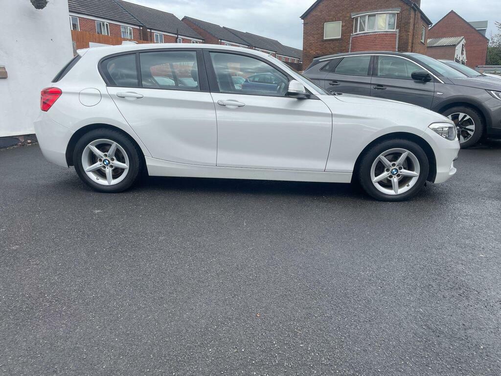 BMW 1 Series 1.5 116D Se Hatchback White #4