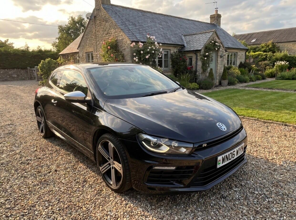 Volkswagen Scirocco 2.0 Tsi Bluemotion Tech R Euro 6 Ss 