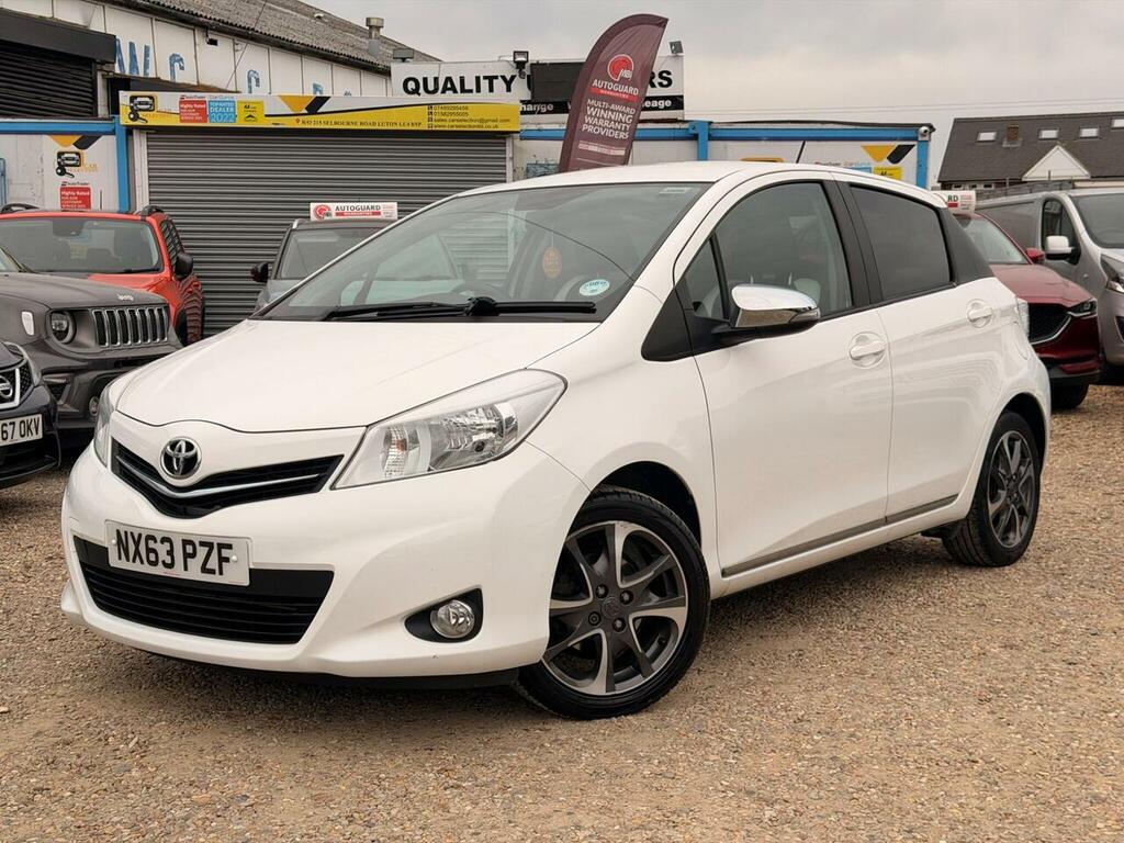 Toyota Yaris Petrol White