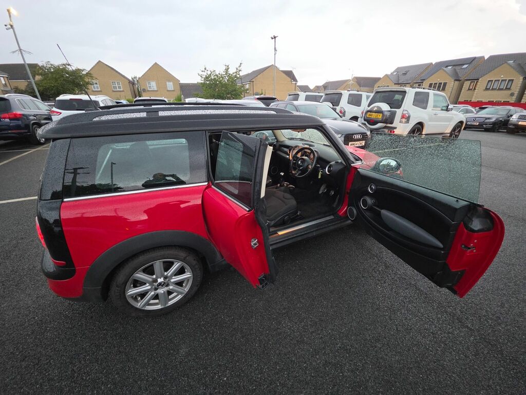 Mini Clubman Cooper D Hampton  #13