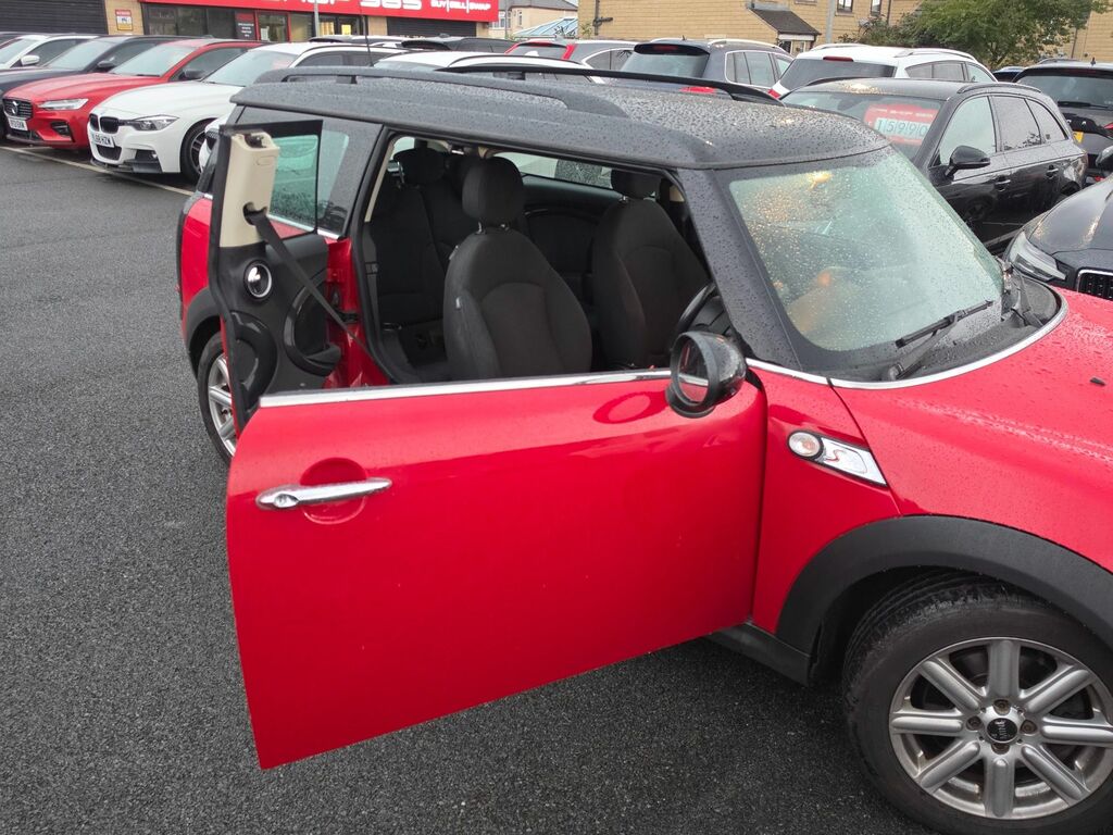 Mini Clubman Cooper D Hampton  #17