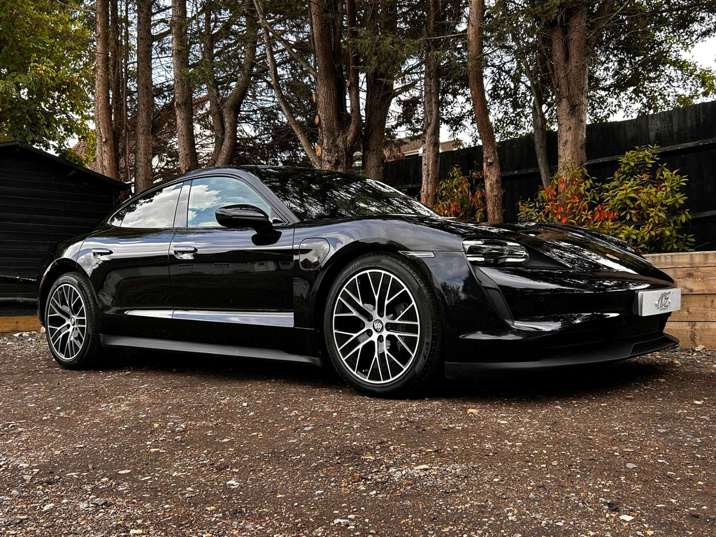 Porsche Taycan 4X2