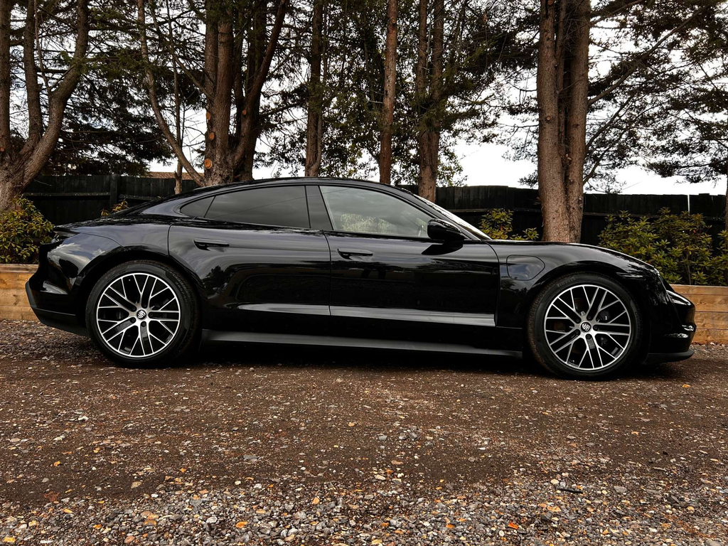Porsche Taycan 4X2 #3