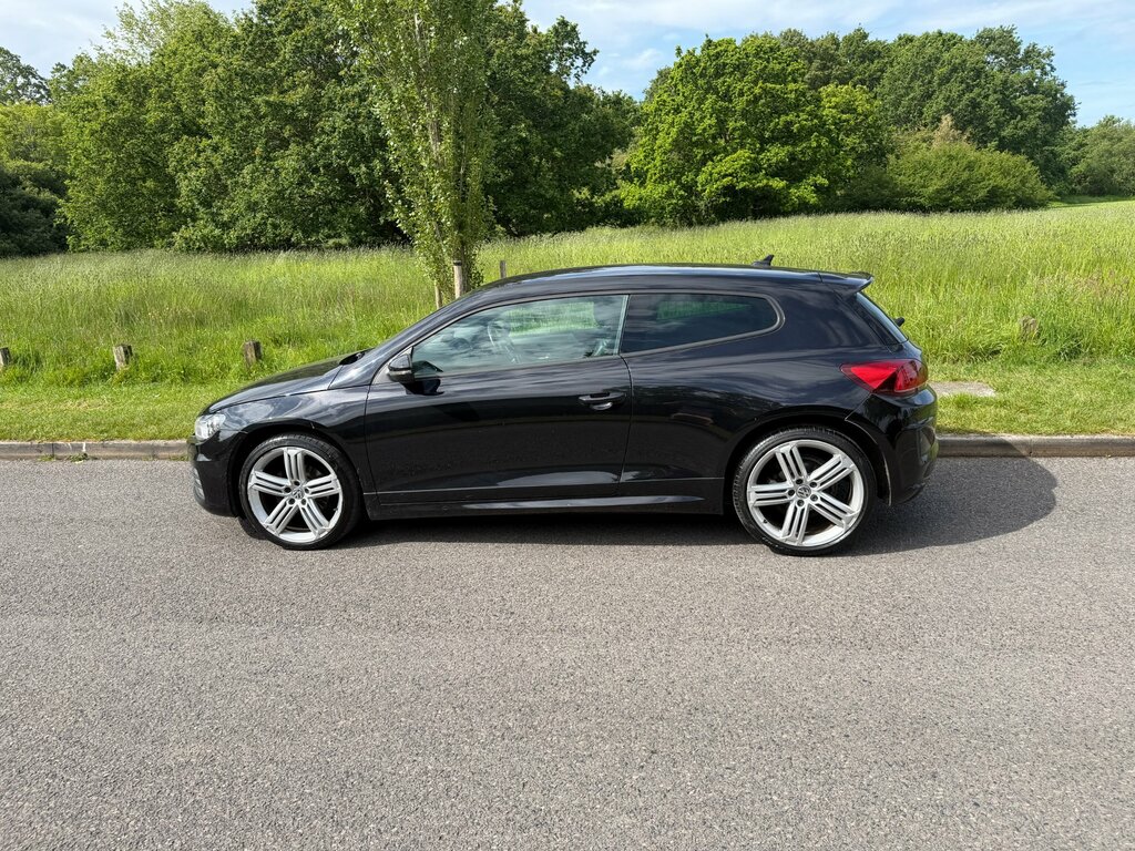 Volkswagen Scirocco 2.0 Tdi Tech R-line Euro 6 AF65FWL Black #5