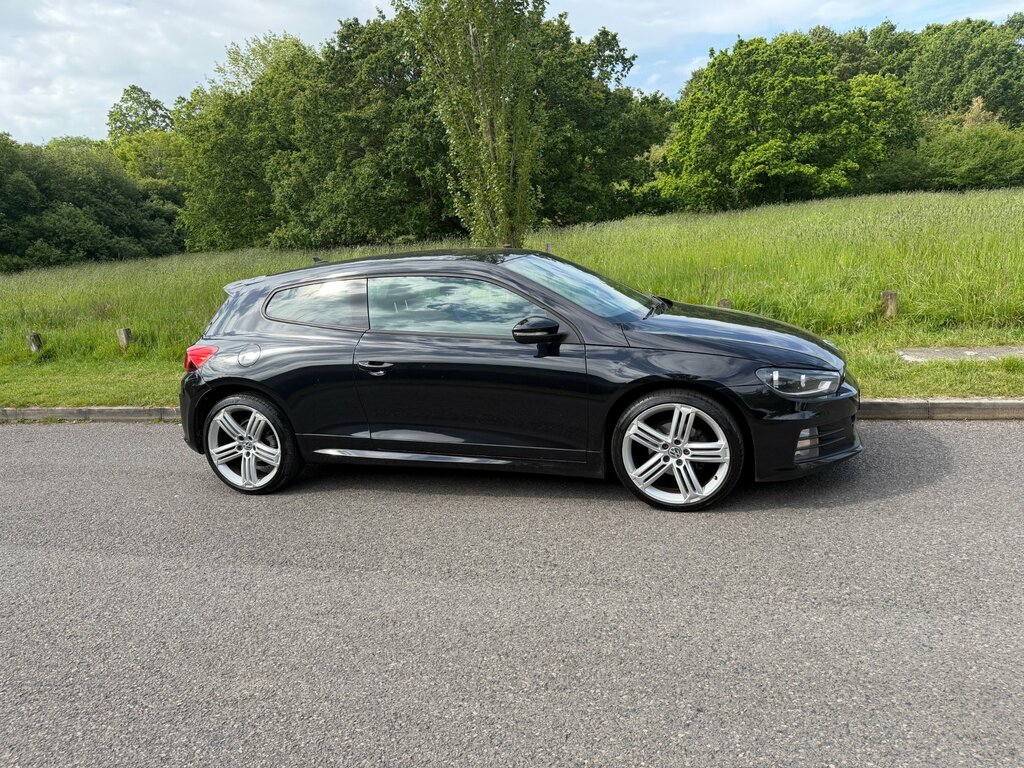 Volkswagen Scirocco 2.0 Tdi Tech R-line Euro 6 Black