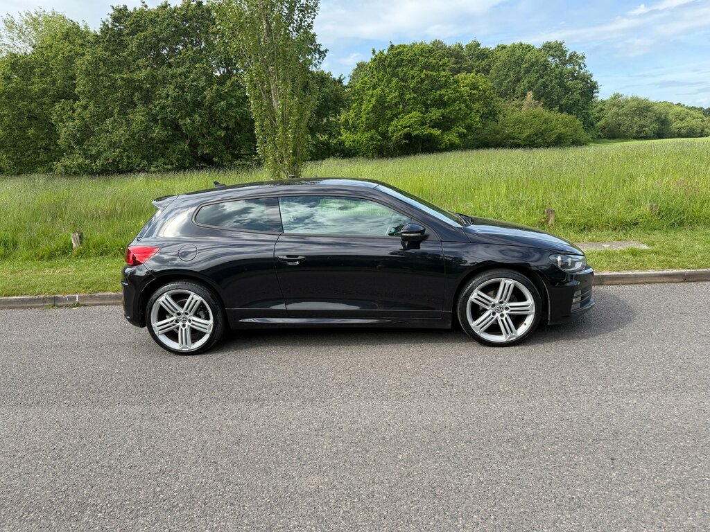 Volkswagen Scirocco 2.0 Tdi Tech R-line Euro 6 AF65FWL Black #3