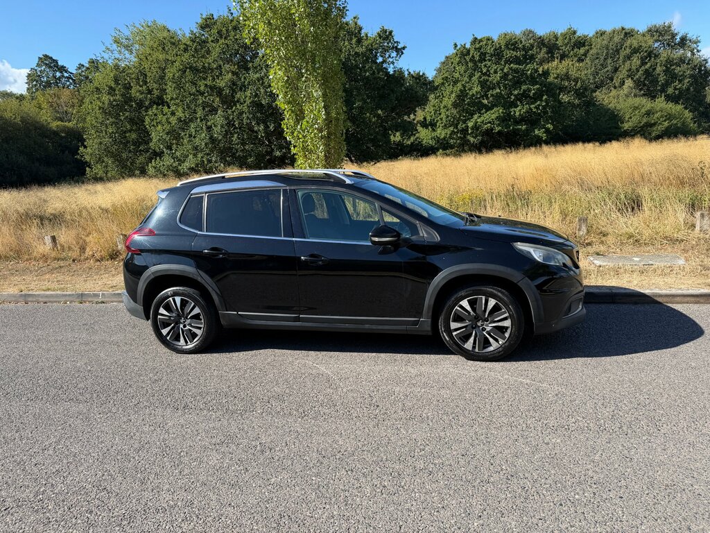 Peugeot 2008 1.6 Bluehdi Allure Euro 6 Black #2