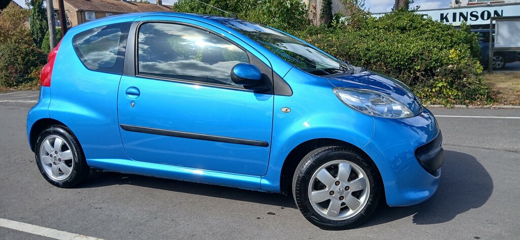 Peugeot 107 Hatchback 1.0 12V Urban 2008 Blue
