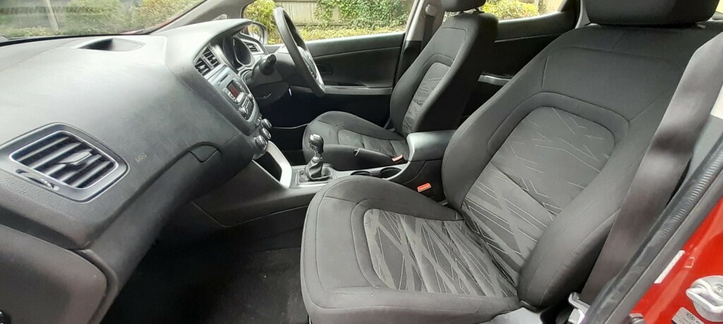 Kia Ceed Hatchback 1.0 Red #15