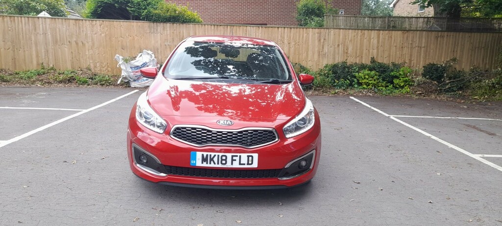 Kia Ceed 1.6 Crdi 1 Red #3