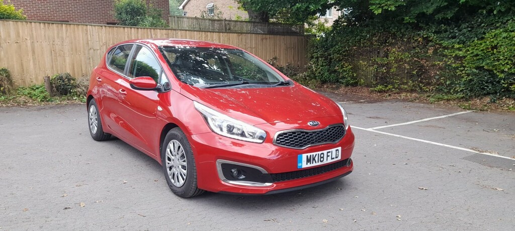 Kia Ceed 1.6 Crdi 1 Red