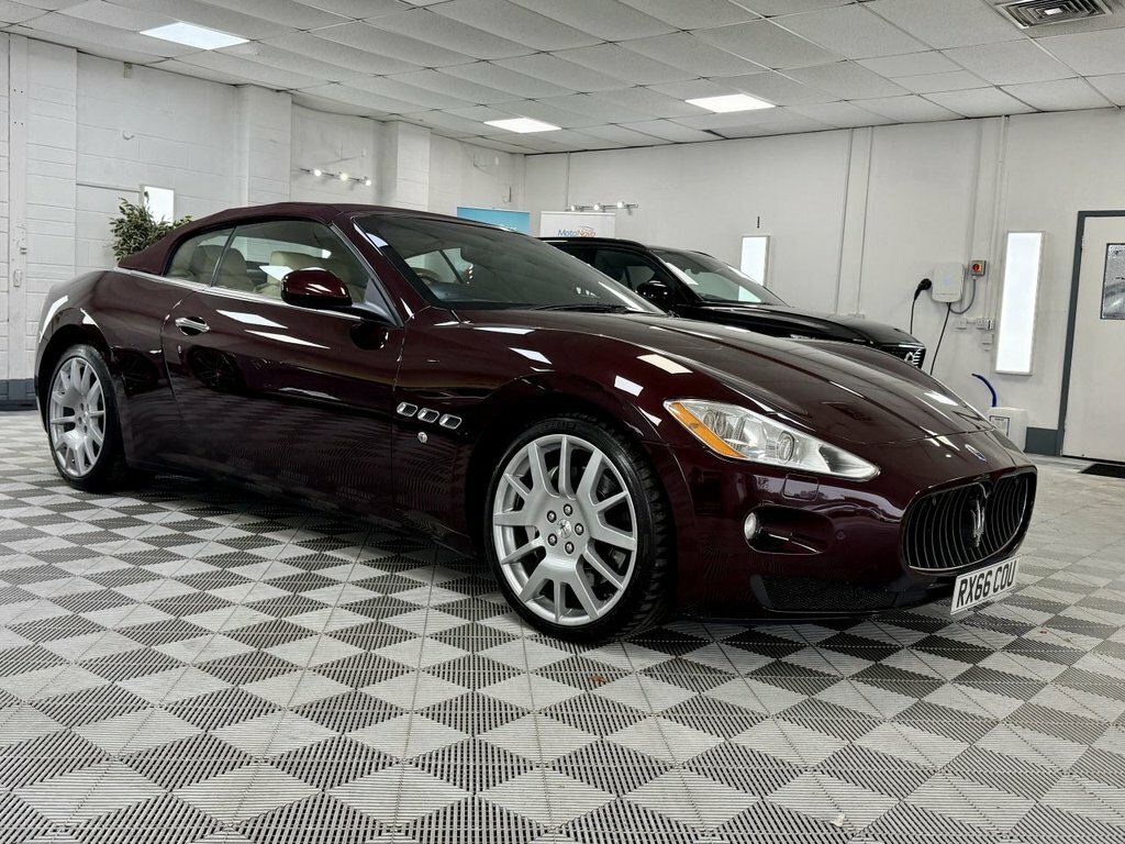 Maserati GranCabrio Mc Black #11