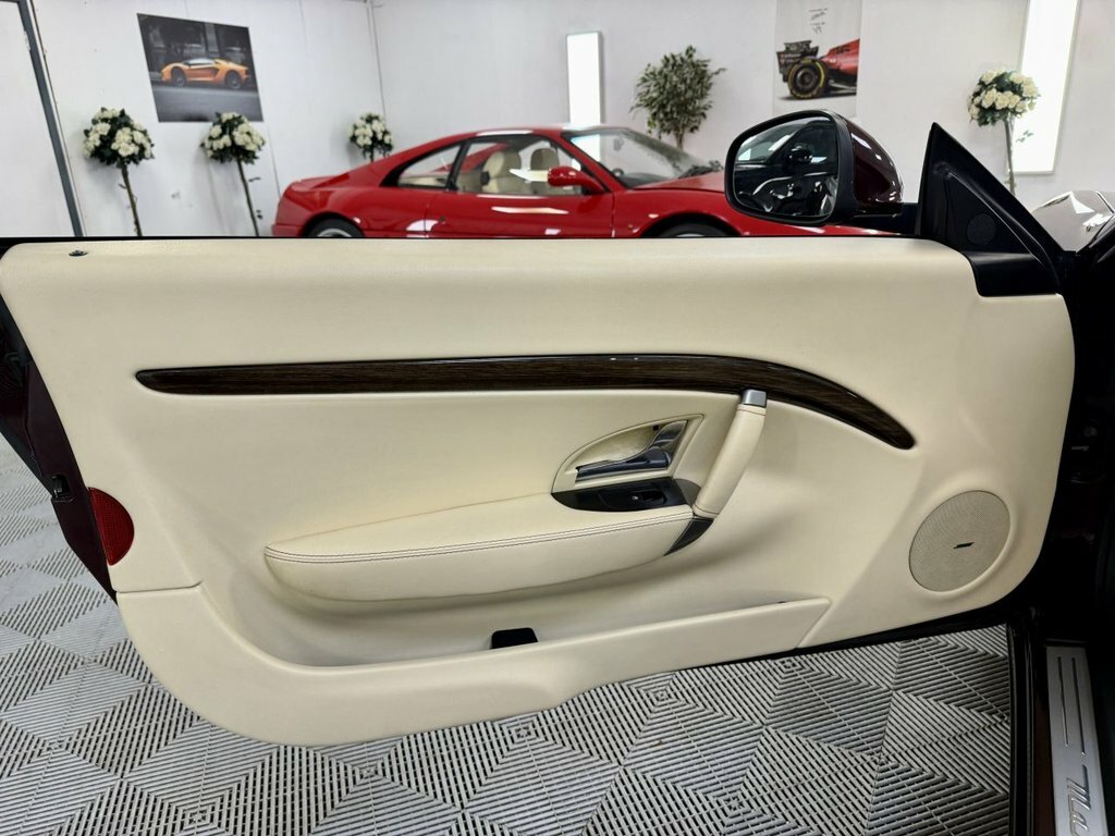 Maserati GranCabrio Mc Black #28