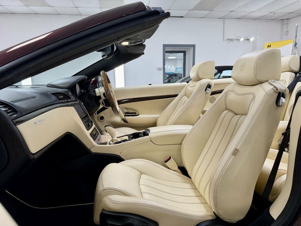 Maserati GranCabrio Mc Black #29