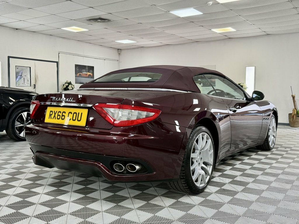 Maserati GranCabrio Mc Black #19