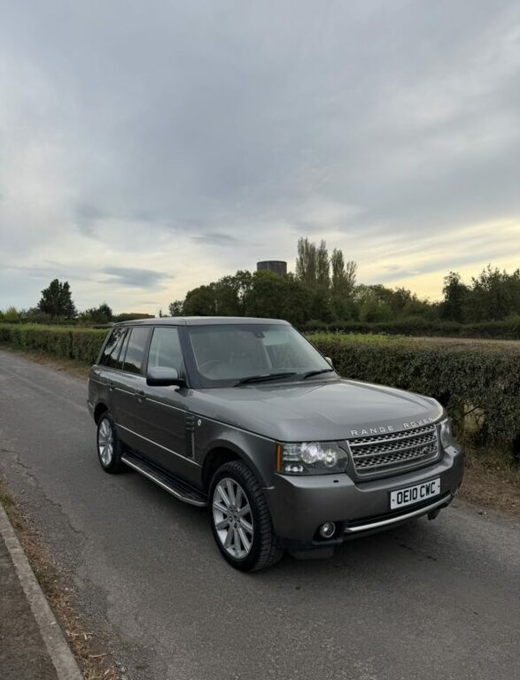 Land Rover Range Rover 2010 Range Rover Vogue 