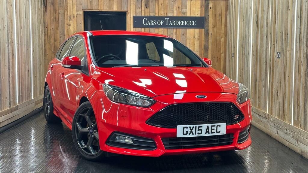 Ford Focus 2.0T Ecoboost St-3 Euro 6 Ss Red