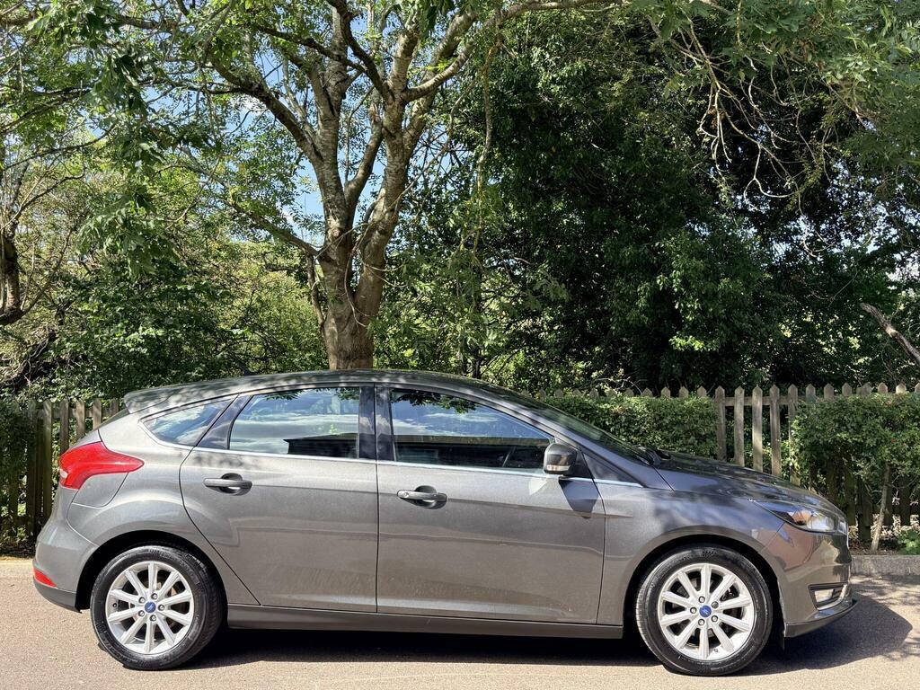 Ford Focus 1.0T Ecoboost Titanium Euro 6 S S Grey #2