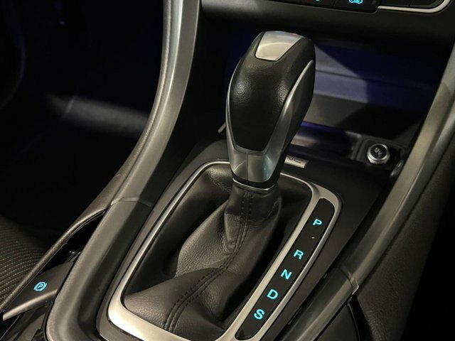 Ford Mondeo 1L Zetec Black #62