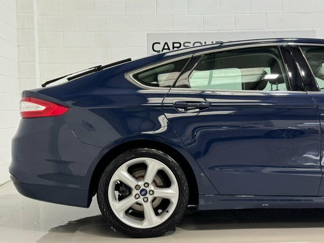 Ford Mondeo 1L Zetec Black #27