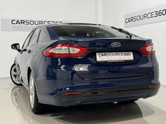 Ford Mondeo 1L Zetec Black #31