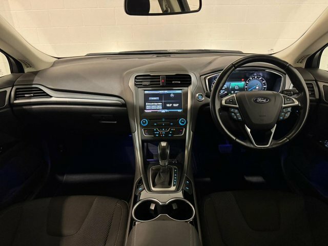 Ford Mondeo 1L Zetec Black #42