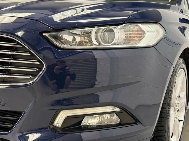 Ford Mondeo 1L Zetec Black #11