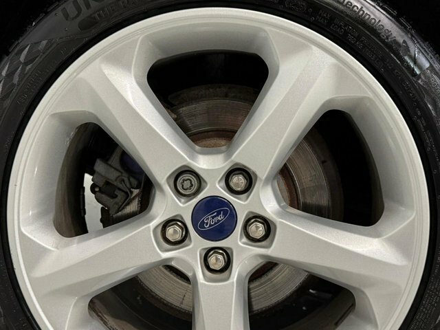 Ford Mondeo 1L Zetec Black #21