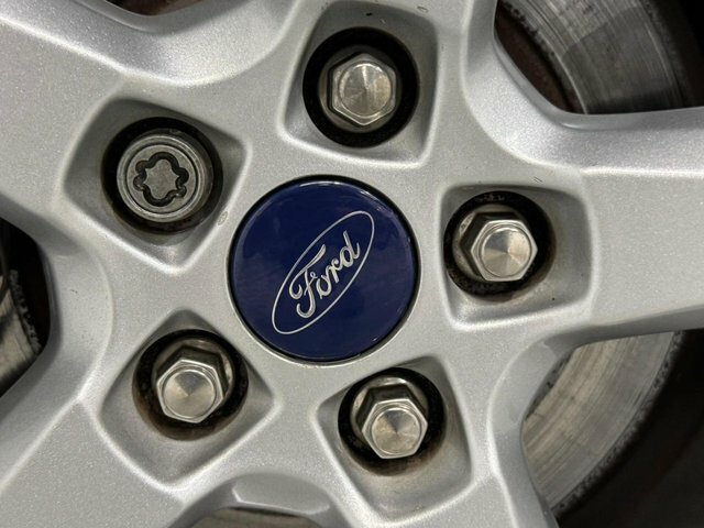 Ford Mondeo 1L Zetec Black #20