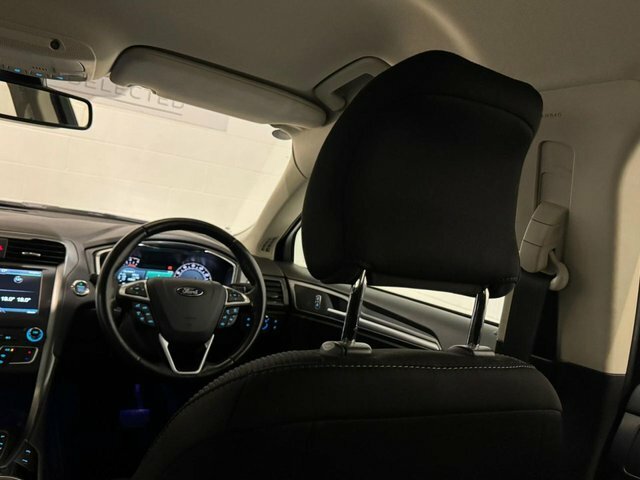 Ford Mondeo 1L Zetec Black #48