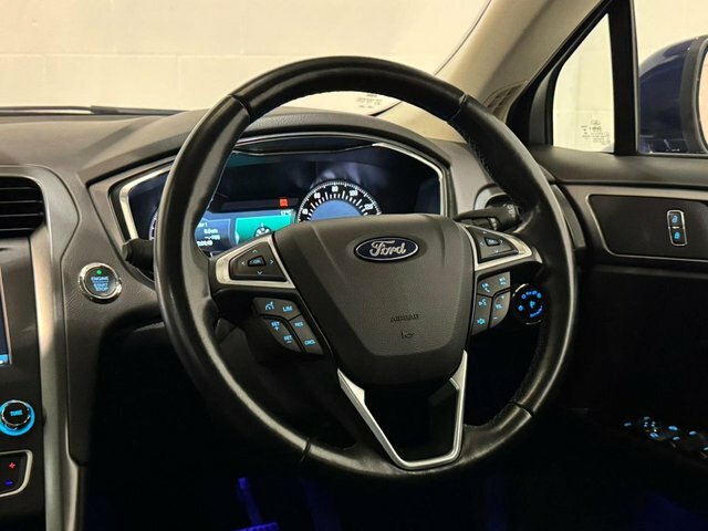 Ford Mondeo 1L Zetec Black #45