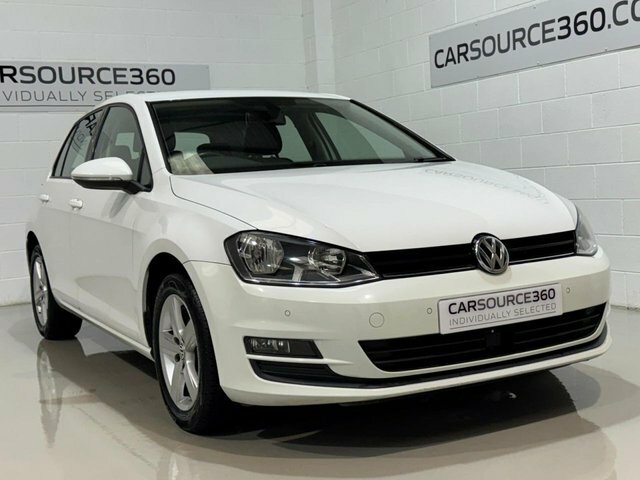 Volkswagen Golf 2015 1.6 Tdi Bluemotion Tech Match Hatchback D White #6