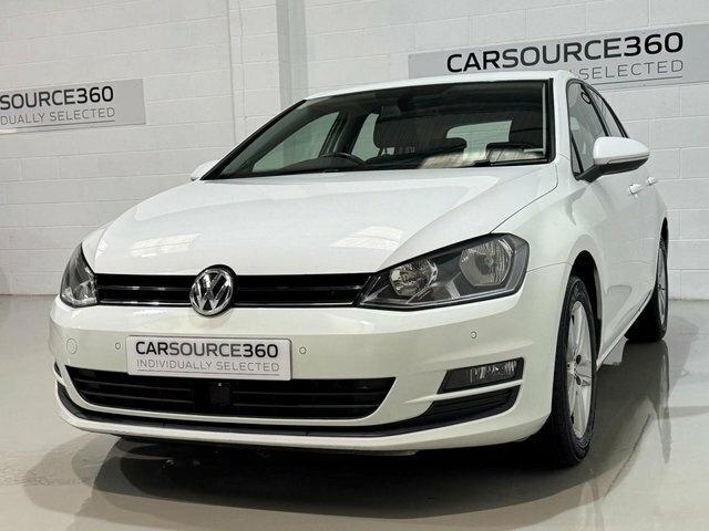 Volkswagen Golf 2015 1.6 Tdi Bluemotion Tech Match Hatchback D White #5