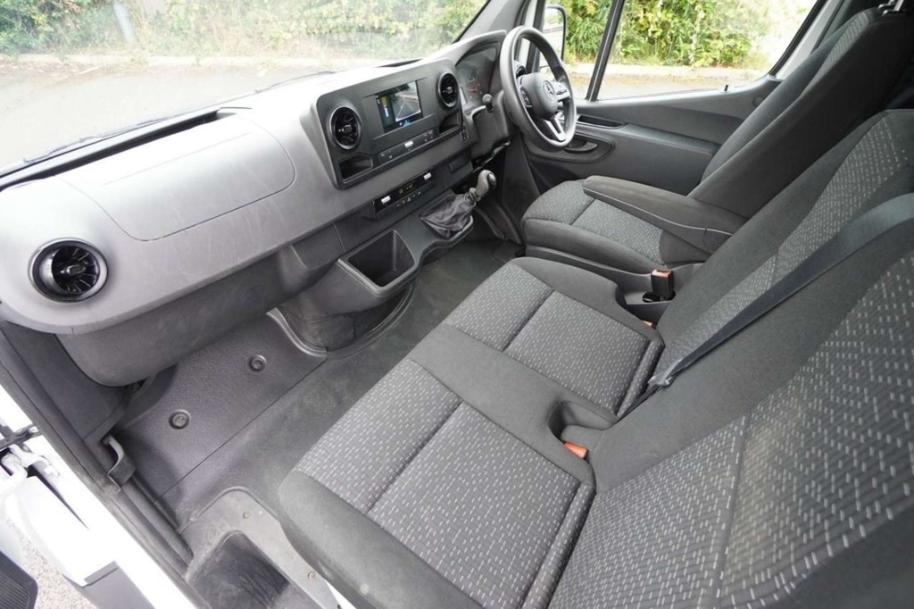Mercedes-Benz Sprinter 3.5T H2 Premium Van 9G-tronic Silver #10