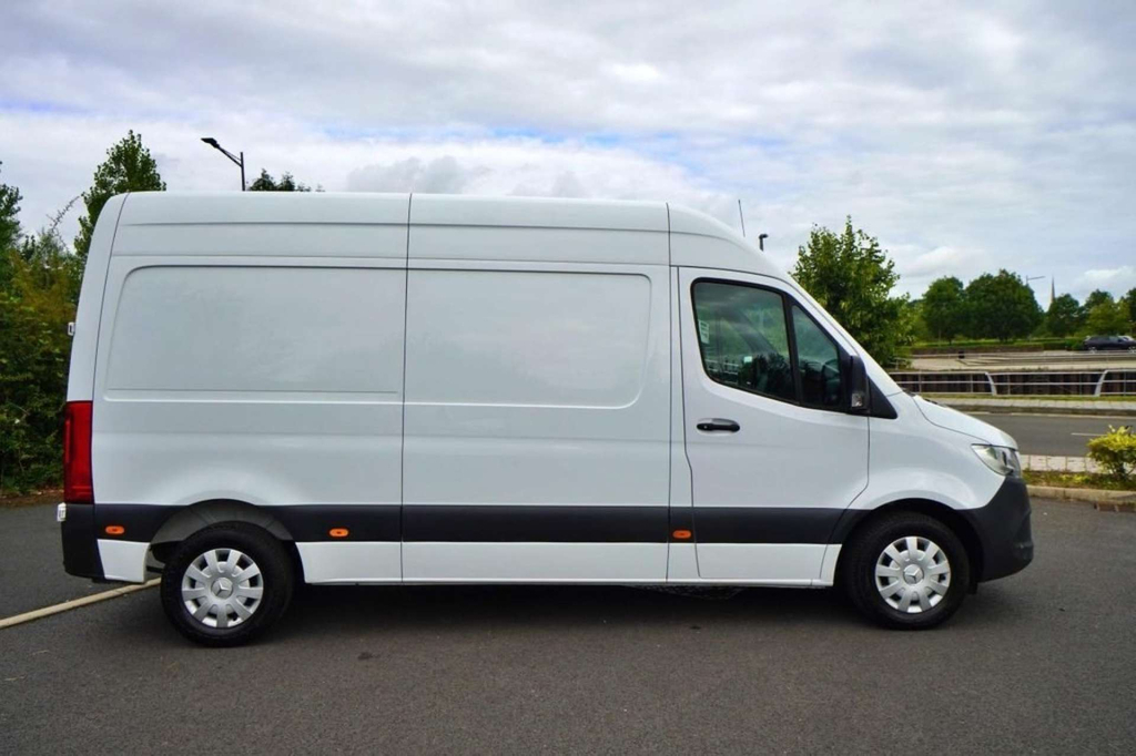 Mercedes-Benz Sprinter 3.5T H2 Premium Van 9G-tronic Silver #3