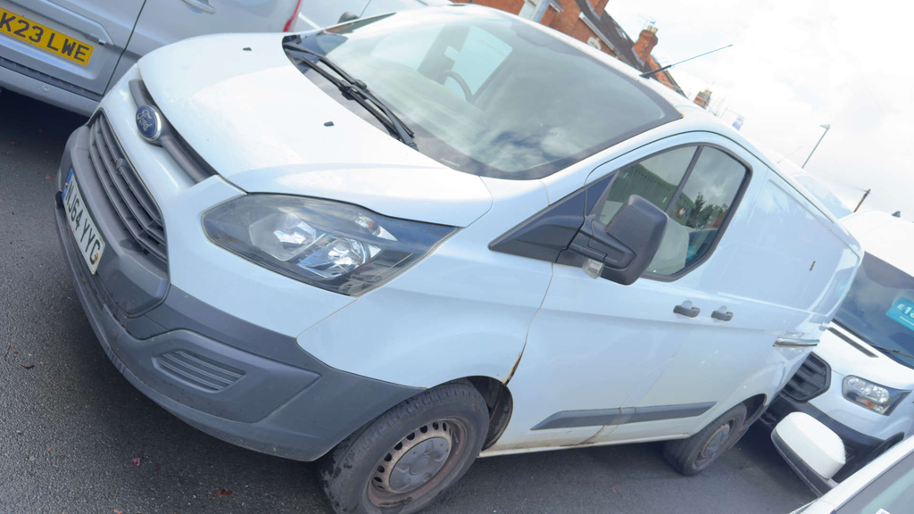 Ford Transit Custom Minibus White #1