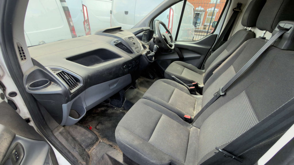 Ford Transit Custom Minibus White #3